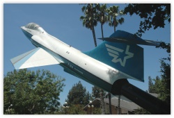 Lockheed F-104D-15-LO Starfighter, AF 57-1334, George Izay Park, Burbank, CA, Ron Strong photo #8631